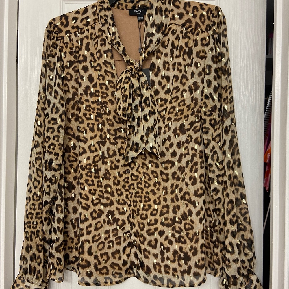 Brand NWT Haver Cheetah bow tie blouse